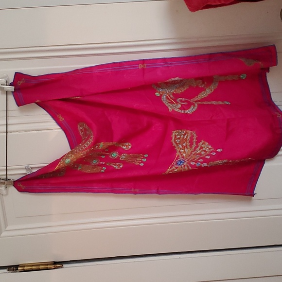 Large authentic silk Cartier scarf in excellent condition